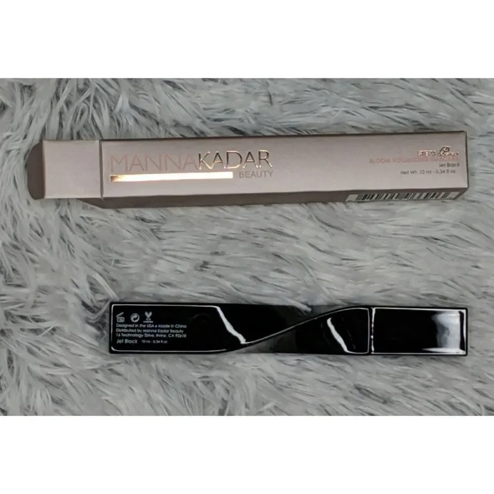 Manna Kadar Bloom Volumizing Mascara - 10 ml - NIB